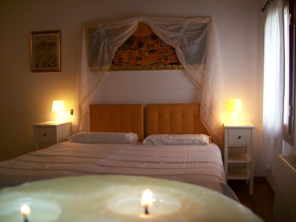 Agriturismo Corte Del Brenta Oriago Di Mira Quarto foto